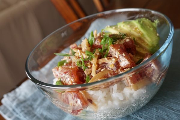 Poke bowl recipe, poke, poke bowl, spicy tuna, spicy ahi tuna poke, spicy ahi tuna poke bowl, how to make a poke bowl